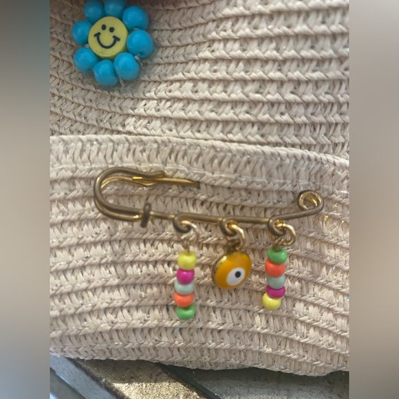 Straw hat - Picture 5 of 9